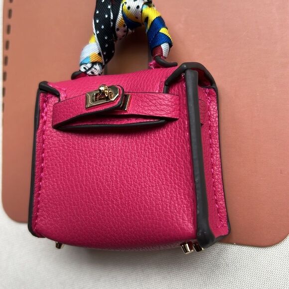 Enchanté Pink Bag Charm - Picture 5 of 14